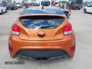 ✅ 2013 Hyundai Veloster Turbo • VIN: KMHTC6AE7DU119420 • Lot: 42676940. Wystawiony na IAAI z przebiegiem 135 948 mil. Bezpłatny archiwum sprzedaży aukcyjnych z USA i szczegółowy raport historii pojazdu na DreamBid. Zdjęcie 16.