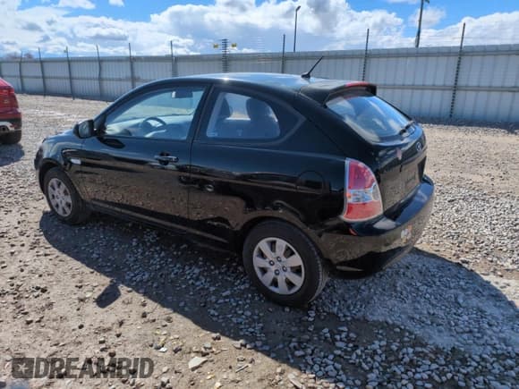 ✅ 2010 Hyundai Accent GS • VIN: KMHCM3AC5AU184272 • Лот: 54772095. Опубликован ранее на Copart с пробегом 155 356 миль. Бесплатный доступ к архиву аукционных продаж из США и подробный отчёт об истории автомобиля на DreamBid. Изображение 2.