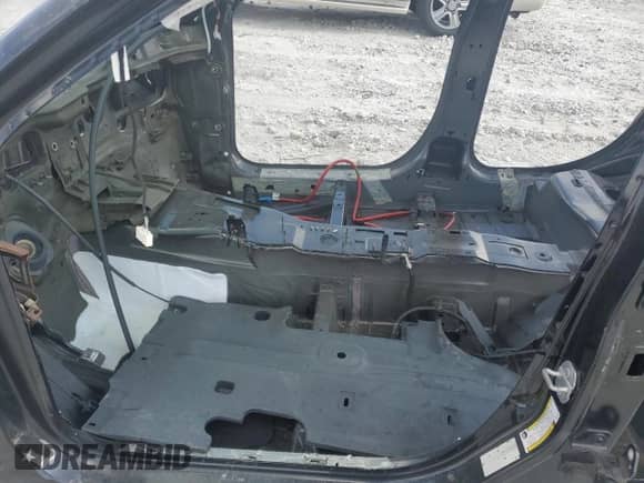 2015 Dodge Charger SRT Hellcat z VIN 2C3CDXL93FH501042, wystawiony jako Copart lot #71078075 z przebiegiem Nie podano mil oraz Szkoda całkowita • Salvage title. Historia ofert i sprzedaży dostępna na DreamBid. Obrazek 7.