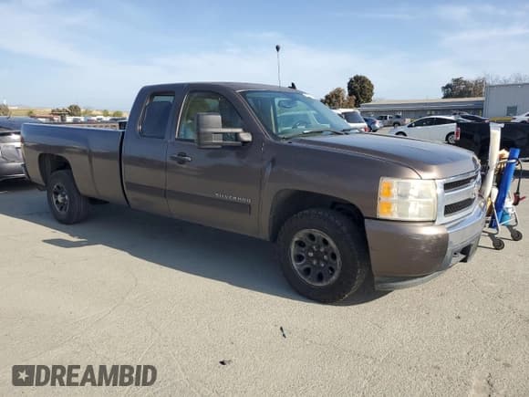 ✅ 2007 Chevrolet Silverado 1500 Work Truck • VIN: 1GCEC19J47E583877 • Lot: 54239315. Listed on Copart with 168,457 mi. Free auction sales archive from the USA and detailed vehicle history report at DreamBid. Image 4.