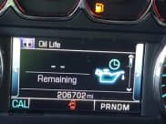 ✅ 2015 Chevrolet Suburban LT • VIN: 1GNSKJKC2FR505761 • Lot: 42797568. Wystawiony na IAAI z przebiegiem 206 702 mil. Bezpłatny archiwum sprzedaży aukcyjnych z USA i szczegółowy raport historii pojazdu na DreamBid. Zdjęcie 15.