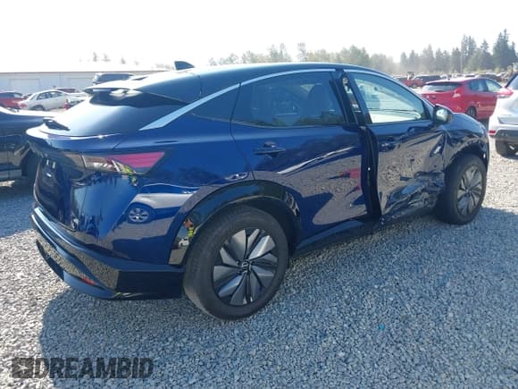 ✅ 2025 Nissan ARIYA Engage • VIN: JN8AF0BE3SM462502 • Lot: 42805267. Wystawiony na IAAI z przebiegiem 1 694 mil. Bezpłatny archiwum sprzedaży aukcyjnych z USA i szczegółowy raport historii pojazdu na DreamBid. Zdjęcie 4.