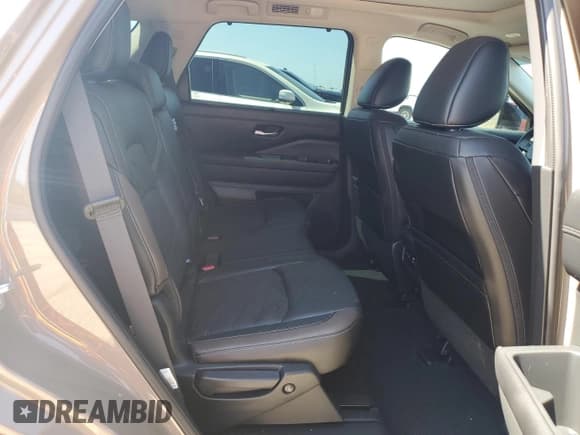 ✅ 2024 Nissan Pathfinder Platinum • VIN: 5N1DR3DG9RC296871 • Лот: 66087625. Опубликован ранее на Copart с пробегом 9 229 миль. Бесплатный доступ к архиву аукционных продаж из США и подробный отчёт об истории автомобиля на DreamBid. Изображение 11.