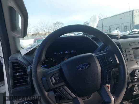 ✅ 2017 Ford F-150 XL • VIN: 1FTEX1E84HFB77780 • Lot: 43816850. Listed on IAAI with 161,209 mi. Free auction sales archive from the USA and detailed vehicle history report at DreamBid. Image 14.