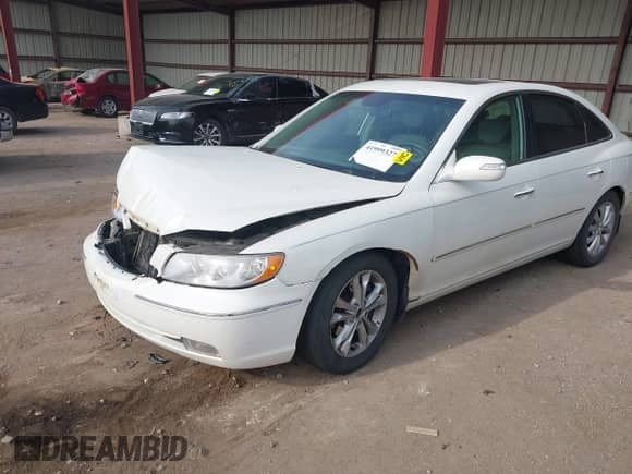 2007 Hyundai Azera SE с VIN KMHFC46F07A139369, выставлен на аукционе IAAI как лот 41999327 с пробегом 145 827 миль миль и . История ставок и продаж доступна на DreamBid. Изображение 17.