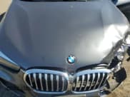 ✅ 2022 BMW X1 xDrive28i • VIN: WBXJG9C07N5U60818 • Lot: 85304115. Wystawiony na Copart z przebiegiem 52 698 mil. Bezpłatny archiwum sprzedaży aukcyjnych z USA i szczegółowy raport historii pojazdu na DreamBid. Zdjęcie 12.