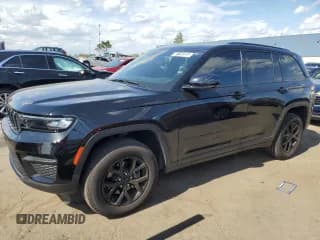 ✅ 2024 Jeep Grand Cherokee Altitude • VIN: 1C4RJHAG6RC218292 • Lot: 70923615. Listed on Copart with 13,640 mi. Free auction sales archive from the USA and detailed vehicle history report at DreamBid. Image 1.