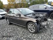 ✅ 2018 Mercedes-Benz C 300 • VIN: WDDWF4KB8JR336223 • Лот: 87062025. Опубликован ранее на Copart с пробегом 90 627 миль. Бесплатный доступ к архиву аукционных продаж из США и подробный отчёт об истории автомобиля на DreamBid. Изображение 4.