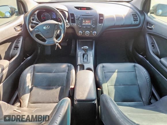 ✅ 2015 Kia Forte EX • VIN: KNAFX6A89F5420703 • Лот: 91661015. Опубликован ранее на Copart с пробегом 100 864 миль. Бесплатный доступ к архиву аукционных продаж из США и подробный отчёт об истории автомобиля на DreamBid. Изображение 8.