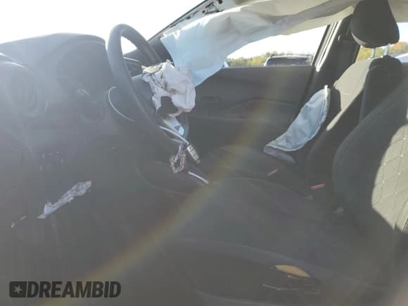 ✅ 2020 Nissan Kicks S • VIN: 3N1CP5BV9LL546093 • Lot: 86292985. Wystawiony na Copart z przebiegiem 108 583 mil. Bezpłatny archiwum sprzedaży aukcyjnych z USA i szczegółowy raport historii pojazdu na DreamBid. Zdjęcie 7.