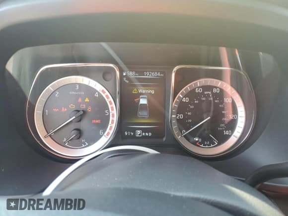 ✅ 2016 Nissan Titan S • VIN: 1N6BA1F47GN509342 • Лот: 81451085. Опубликован ранее на Copart с пробегом 192 684 миль. Бесплатный доступ к архиву аукционных продаж из США и подробный отчёт об истории автомобиля на DreamBid. Изображение 9.