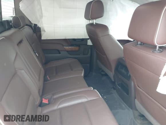 ✅ 2017 Chevrolet Silverado 1500 High Country • VIN: 3GCUKTEC3HG312255 • Лот: 43332157. Опубликован ранее на IAAI с пробегом 54 155 миль. Бесплатный доступ к архиву аукционных продаж из США и подробный отчёт об истории автомобиля на DreamBid. Изображение 8.