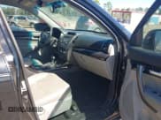 ✅ 2015 Kia Sorento LX • VIN: 5XYKT3A60FG633394 • Lot: 43468565. Listed on IAAI with 186,355 mi. Free auction sales archive from the USA and detailed vehicle history report at DreamBid. Image 5.