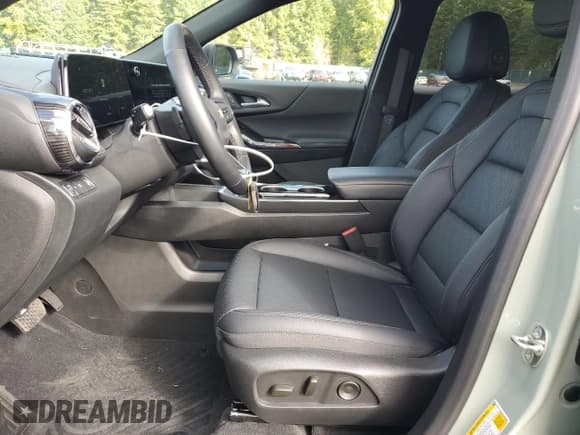 ✅ 2025 Chevrolet Equinox FWD LT • VIN: 3GNAXHEG5SL290382 • Лот: 85355875. Опубликован ранее на Copart с пробегом 10 090 миль. Бесплатный доступ к архиву аукционных продаж из США и подробный отчёт об истории автомобиля на DreamBid. Изображение 7.