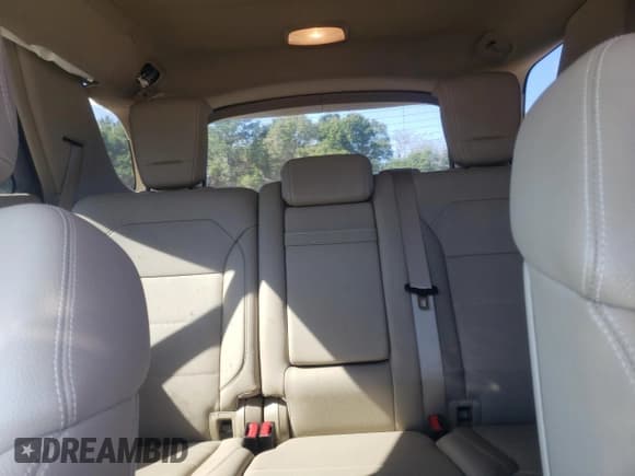 ✅ 2015 Mercedes-Benz M 350 • VIN: 4JGDA5HB7FA534175 • Lot: 91814755. Listed on Copart with 97,145 mi. Free auction sales archive from the USA and detailed vehicle history report at DreamBid. Image 10.