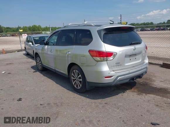 ✅ 2014 Nissan Pathfinder Platinum • VIN: 5N1AR2MN2EC683509 • Lot: 43029652. Listed on IAAI with 79,830 mi. Free auction sales archive from the USA and detailed vehicle history report at DreamBid. Image 3.