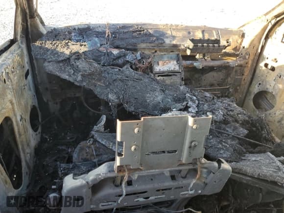 ✅ 2016 Ford Explorer Limited • VIN: 1FM5K7FH2GGC46003 • Лот: 83872725. Опубликован ранее на Copart с пробегом Не указан. Бесплатный доступ к архиву аукционных продаж из США и подробный отчёт об истории автомобиля на DreamBid. Изображение 8.