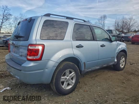 ✅ 2008 Ford Escape Hybrid • VIN: 1FMCU59H18KA99172 • Lot: 94471195. Listed on Copart with 124,460 mi. Free auction sales archive from the USA and detailed vehicle history report at DreamBid. Image 3.