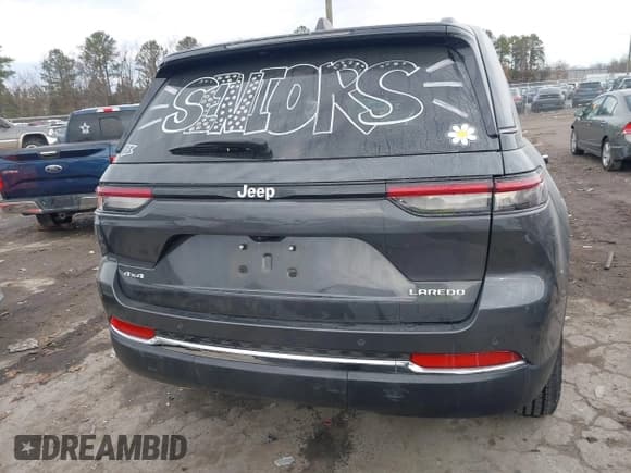 ✅ 2024 Jeep Grand Cherokee Altitude X • VIN: 1C4RJHAGXRC176984 • Лот: 43844660. Опубликован ранее на IAAI с пробегом 4 547 миль. Бесплатный доступ к архиву аукционных продаж из США и подробный отчёт об истории автомобиля на DreamBid. Изображение 17.