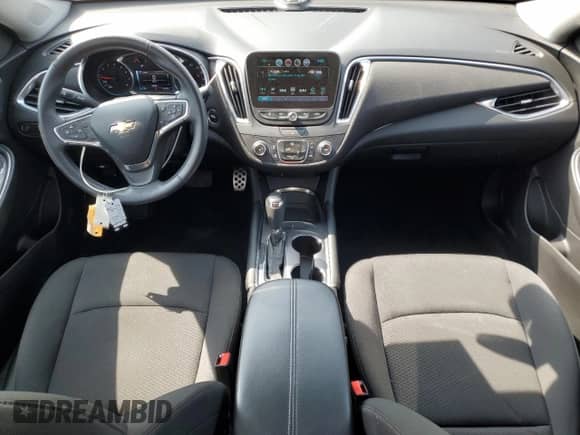 2016 Chevrolet Malibu LT z VIN 1G1ZE5STXGF256191, wystawiony jako Copart lot #70871405 z przebiegiem 49 866 mil mil oraz Szkoda całkowita • Salvage title. Historia ofert i sprzedaży dostępna na DreamBid. Obrazek 8.