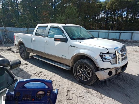 ✅ 2011 Ford F-150 Lariat • VIN: 1FTFW1ET8BFA57239 • Лот: 86090445. Опубликован ранее на Copart с пробегом 284 749 миль. Бесплатный доступ к архиву аукционных продаж из США и подробный отчёт об истории автомобиля на DreamBid. Изображение 4.