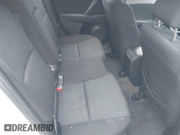 ✅ 2011 Mazda 3 i Touring • VIN: JM1BL1VG3B1384624 • Лот: 41189038. Опубликован ранее на IAAI с пробегом Не указан. Бесплатный доступ к архиву аукционных продаж из США и подробный отчёт об истории автомобиля на DreamBid. Изображение 8.