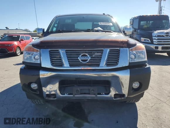 ✅ 2015 Nissan Titan SV • VIN: 1N6AA0EC2FN512744 • Лот: 87098095. Опубликован ранее на Copart с пробегом 152 911 миль. Бесплатный доступ к архиву аукционных продаж из США и подробный отчёт об истории автомобиля на DreamBid. Изображение 5.