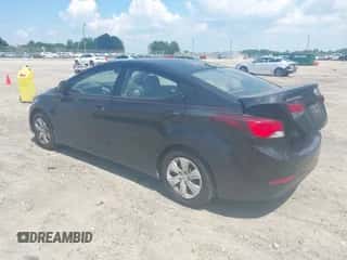 2016 Hyundai Elantra SE z VIN 5NPDH4AE8GH774439, wystawiony jako IAAI lot #42570609 z przebiegiem 161 473 mil mil oraz . Historia ofert i sprzedaży dostępna na DreamBid. Obrazek 3.
