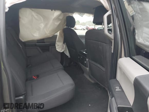 ✅ 2020 Ford F-150 XL • VIN: 1FTEW1C47LKD55183 • Lot: 41689782. Listed on IAAI with 67,715 mi. Free auction sales archive from the USA and detailed vehicle history report at DreamBid. Image 8.