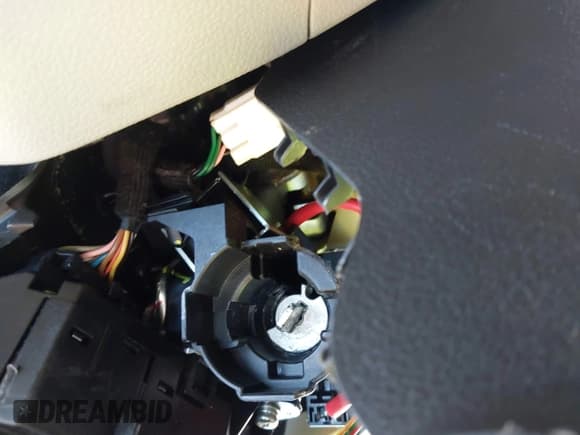 ✅ 2017 Hyundai Tucson SE • VIN: KM8J3CA46HU401504 • Лот: 43629447. Опубликован ранее на IAAI с пробегом 142 154 миль. Бесплатный доступ к архиву аукционных продаж из США и подробный отчёт об истории автомобиля на DreamBid. Изображение 11.