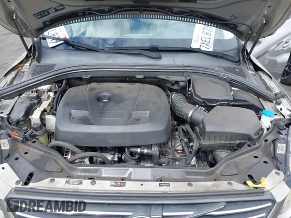 ✅ 2016 Volvo XC60 T6 Drive-E • VIN: YV449MDK3G2857211 • Lot: 42130635. Listed on IAAI with 80,301 mi. Free auction sales archive from the USA and detailed vehicle history report at DreamBid. Image 10.