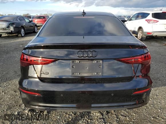 ✅ 2023 Audi A3 Premium Plus • VIN: WAUBUDGY4PA091856 • Lot: 85087024. Wystawiony na Copart z przebiegiem 17 225 mil. Bezpłatny archiwum sprzedaży aukcyjnych z USA i szczegółowy raport historii pojazdu na DreamBid. Zdjęcie 6.