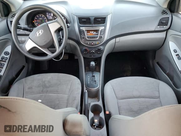 ✅ 2017 Hyundai Accent SE • VIN: KMHCT4AE6HU205053 • Лот: 73029084. Опубликован ранее на Copart с пробегом 143 186 миль. Бесплатный доступ к архиву аукционных продаж из США и подробный отчёт об истории автомобиля на DreamBid. Изображение 8.