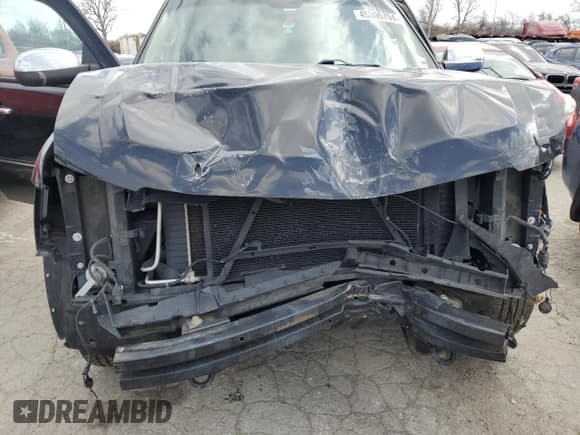 ✅ 2012 Chevrolet Suburban LT • VIN: 1GNSKJE7XCR170517 • Lot: 45306794. Wystawiony na Copart z przebiegiem Nie podano. Bezpłatny archiwum sprzedaży aukcyjnych z USA i szczegółowy raport historii pojazdu na DreamBid. Zdjęcie 13.