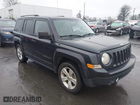 ✅ 2014 Jeep Patriot Latitude • VIN: 1C4NJPFBXED901042 • Лот: 43873783. Опубликован ранее на IAAI с пробегом 126 169 миль. Бесплатный доступ к архиву аукционных продаж из США и подробный отчёт об истории автомобиля на DreamBid. Изображение 1.