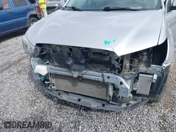 2015 Mitsubishi Outlander ES с VIN 4A4AR3AU7FE044529, выставлен на аукционе IAAI как лот 43322080 с пробегом 57 040 миль миль и . История ставок и продаж доступна на DreamBid. Изображение 6.