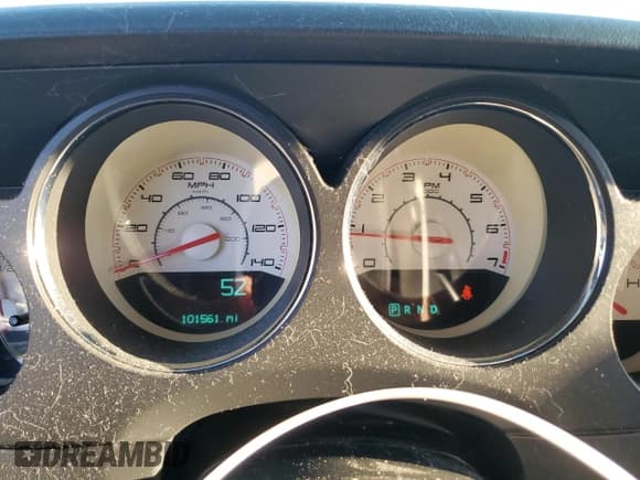 ✅ 2013 Dodge Challenger SXT • VIN: 2C3CDYAGXDH705146 • Lot: 72805364. Listed on Copart with 101,561 mi. Free auction sales archive from the USA and detailed vehicle history report at DreamBid. Image 9.