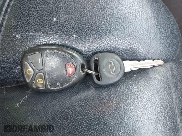 ✅ 2007 Chevrolet Avalanche LTZ • VIN: 3GNFK12317G142713 • Лот: 42985024. Опубликован ранее на IAAI с пробегом 276 175 миль. Бесплатный доступ к архиву аукционных продаж из США и подробный отчёт об истории автомобиля на DreamBid. Изображение 11.