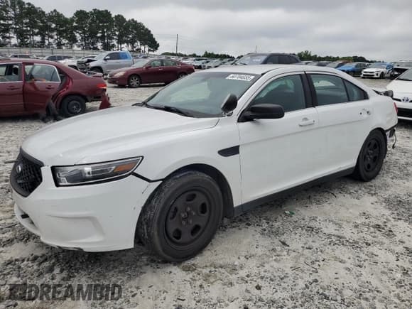 ✅ 2016 Ford Police Interceptor • VIN: 1FAHP2MT2GG154666 • Lot: 60704855. Listed on Copart with 90,210 mi. Free auction sales archive from the USA and detailed vehicle history report at DreamBid. Image 1.