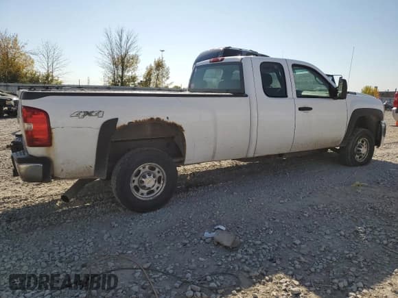 ✅ 2008 Chevrolet Silverado 2500HD 1LT • VIN: 1GCHK29628E168494 • Lot: 74758954. Wystawiony na Copart z przebiegiem 367 825 mil. Bezpłatny archiwum sprzedaży aukcyjnych z USA i szczegółowy raport historii pojazdu na DreamBid. Zdjęcie 3.