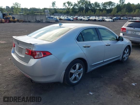 ✅ 2012 Acura TSX Technology • VIN: JH4CU2F69CC003327 • Lot: 43131841. Wystawiony na IAAI z przebiegiem 166 358 mil. Bezpłatny archiwum sprzedaży aukcyjnych z USA i szczegółowy raport historii pojazdu na DreamBid. Zdjęcie 4.