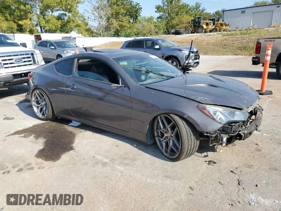 ✅ 2013 Hyundai Genesis Coupe Track • VIN: KMHHU6KJ6DU100386 • Лот: 80402595. Опубликован ранее на Copart с пробегом 116 352 миль. Бесплатный доступ к архиву аукционных продаж из США и подробный отчёт об истории автомобиля на DreamBid. Изображение 4.