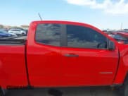 ✅ 2019 Chevrolet Colorado 2WD Work Truck • VIN: 1GCHSBEA8K1314941 • Lot: 43309682. Wystawiony na IAAI z przebiegiem 64 568 mil. Bezpłatny archiwum sprzedaży aukcyjnych z USA i szczegółowy raport historii pojazdu na DreamBid. Zdjęcie 14.