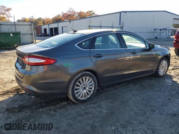 ✅ 2016 Ford Fusion SE Luxury • VIN: 3FA6P0PU4GR338449 • Lot: 91178475. Listed on Copart with 89,569 mi. Free auction sales archive from the USA and detailed vehicle history report at DreamBid. Image 3.