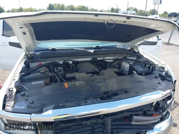 ✅ 2019 Chevrolet Silverado 1500 LT • VIN: 2GCRCPEC2K1146787 • Lot: 43125554. Wystawiony na IAAI z przebiegiem 102 604 mil. Bezpłatny archiwum sprzedaży aukcyjnych z USA i szczegółowy raport historii pojazdu na DreamBid. Zdjęcie 10.