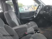 ✅ 2002 Chevrolet S-10 • VIN: 1GCCS19W228255175 • Лот: 42170832. Опубликован ранее на IAAI с пробегом 250 224 миль. Бесплатный доступ к архиву аукционных продаж из США и подробный отчёт об истории автомобиля на DreamBid. Изображение 5.