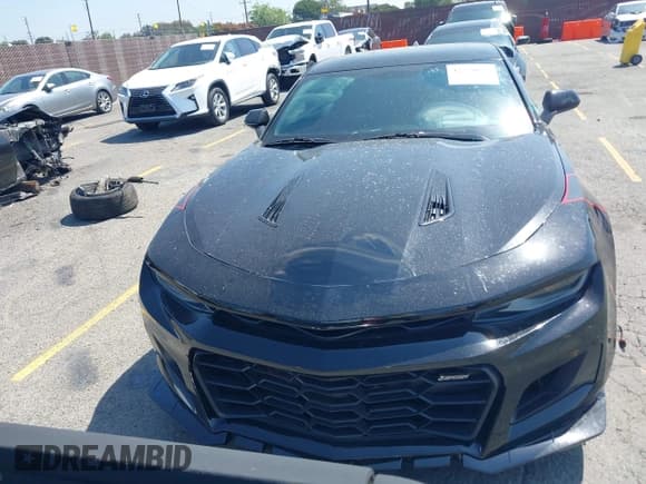 ✅ 2018 Chevrolet Camaro 2SS • VIN: 1G1FH1R71J0150878 • Lot: 42228026. Listed on IAAI with 76,484 mi. Free auction sales archive from the USA and detailed vehicle history report at DreamBid. Image 12.