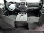 ✅ 2025 Chevrolet Silverado 2500HD Custom • VIN: 2GC4KME70S1141375 • Лот: 71691045. Опубликован ранее на Copart с пробегом 5 046 миль. Бесплатный доступ к архиву аукционных продаж из США и подробный отчёт об истории автомобиля на DreamBid. Изображение 8.