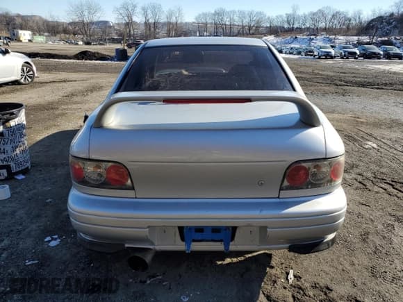 ✅ 1995 Subaru Impreza • VIN: GC8028204 • Lot: 41823865. Wystawiony na Copart z przebiegiem 123 670 mil. Bezpłatny archiwum sprzedaży aukcyjnych z USA i szczegółowy raport historii pojazdu na DreamBid. Zdjęcie 6.