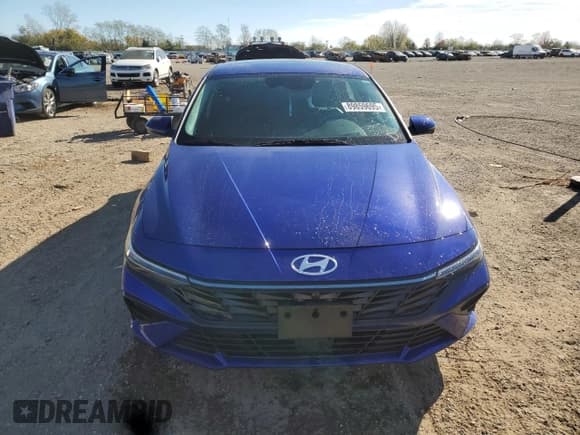 ✅ 2024 Hyundai Elantra Limited • VIN: KMHLP4DG9RU760095 • Lot: 89859695. Wystawiony na Copart z przebiegiem 16 364 mil. Bezpłatny archiwum sprzedaży aukcyjnych z USA i szczegółowy raport historii pojazdu na DreamBid. Zdjęcie 5.